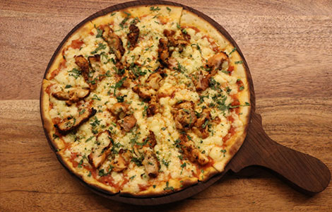 Tandoori Hot Pizza